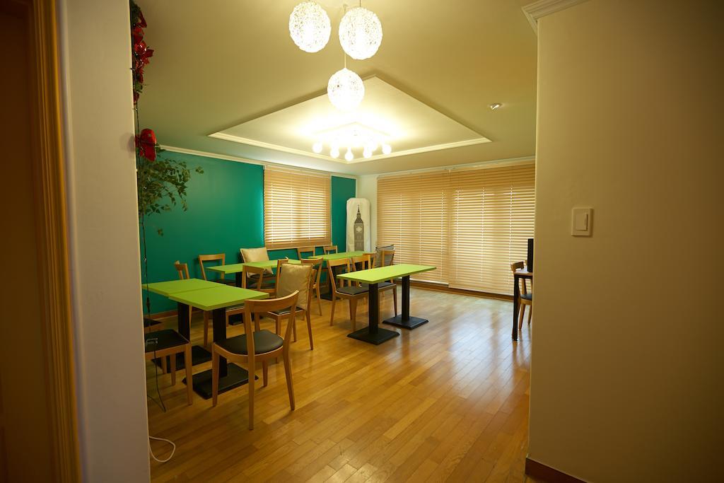 Moon Hostel Σεούλ Εξωτερικό φωτογραφία