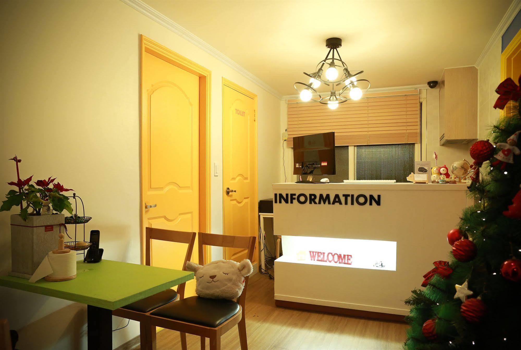 Moon Hostel Σεούλ Εξωτερικό φωτογραφία